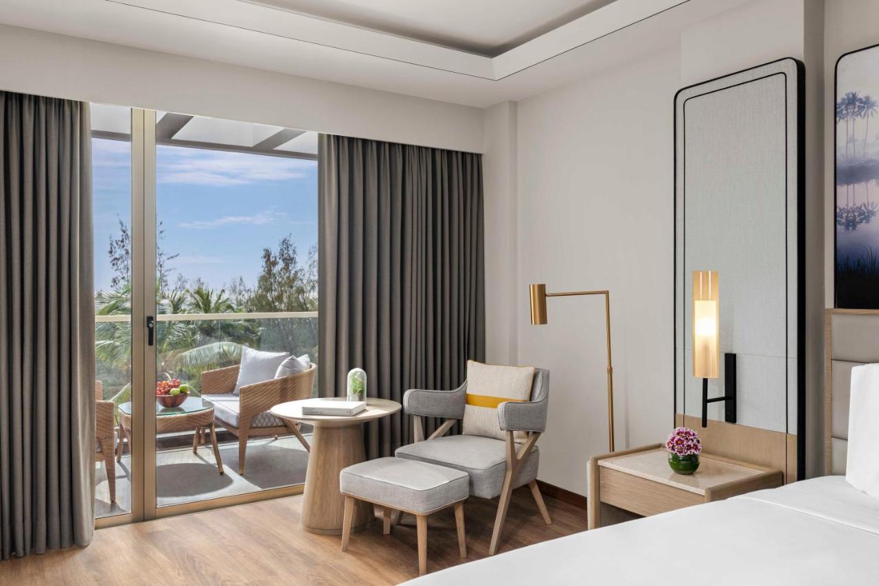 Vivanta Goa, Miramar Панаджи Экстерьер фото